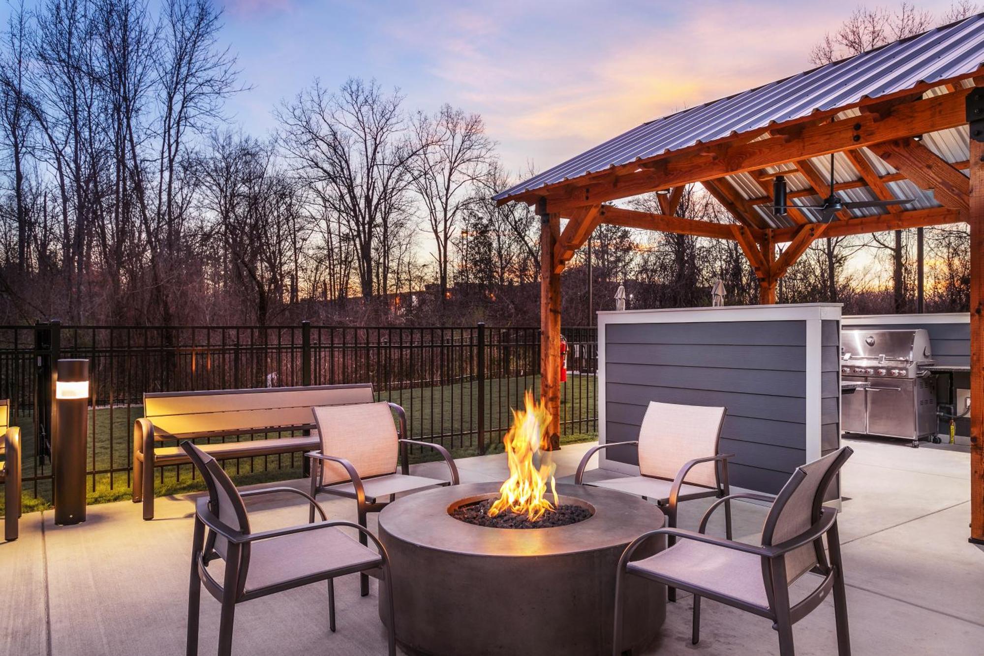 Candlewood Suites Chattanooga Hamilton Place By Ihg Eksteriør bilde